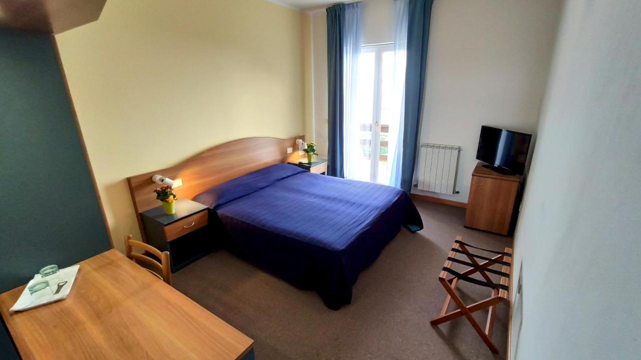 Hotel Gambrinus Abbadia San Salvator Luaran gambar