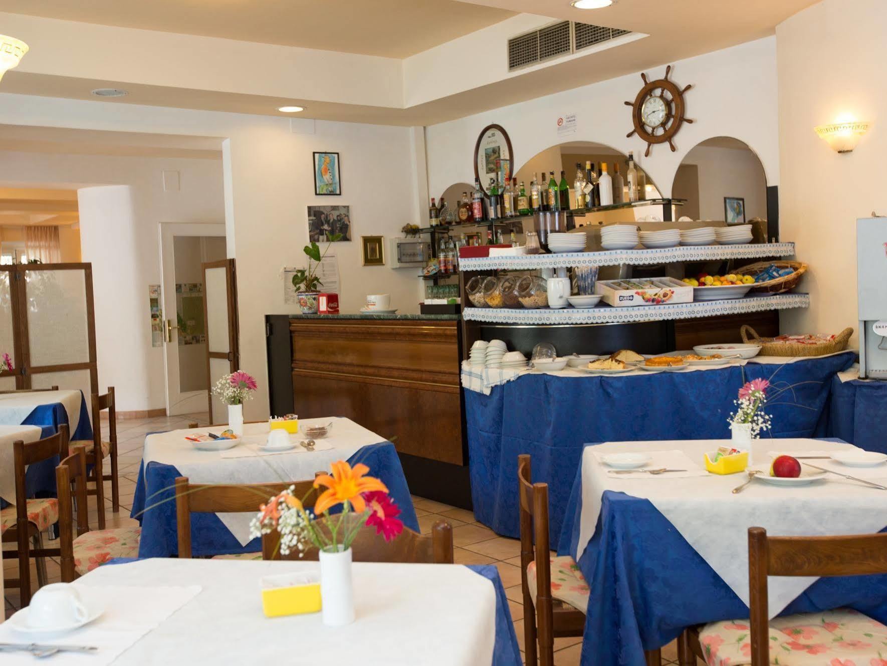 Hotel Gambrinus Abbadia San Salvator Luaran gambar